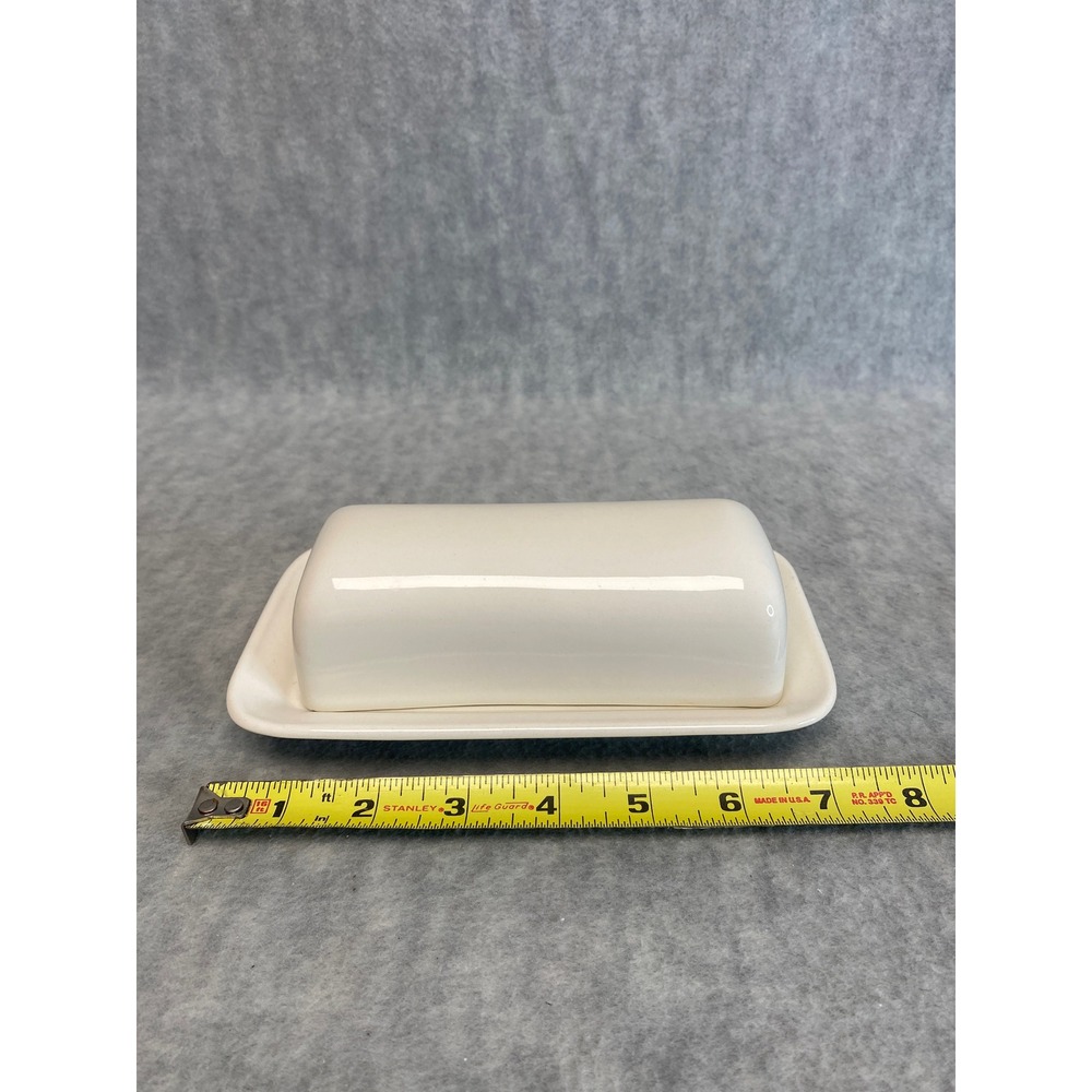 White Ceramic Butter Dish with Lid, Modern Kitchen Tableware, Serving Dish